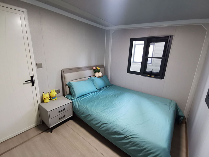 Sloping Roof Expandable Prefab Porta Cabin